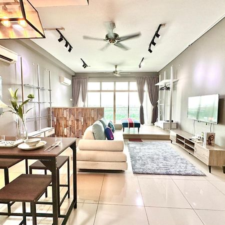 Palazio Serviced Apartments By Jk Home Johor Bahru Bagian luar foto